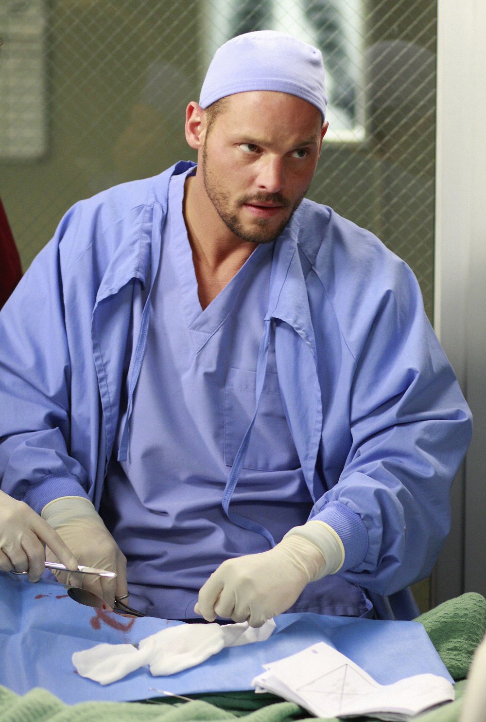 Spoiler! Find Out Who Got Shot on Grey’s Anatomy Thursday