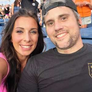 een Mom Ryan Edwards, Mackenzie Edwards’ Timeline pink blouse