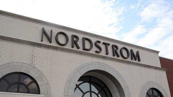 nordstrom-beauty-sale