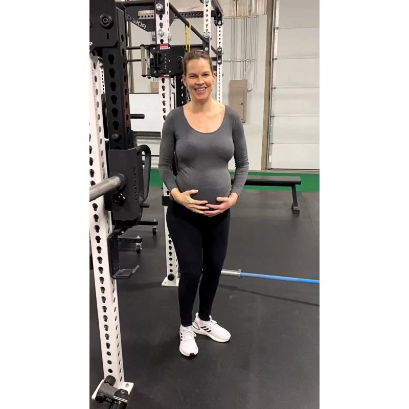 Staying Fit! Pregnant Hilary Swank Works Out With ‘Da Babes’
