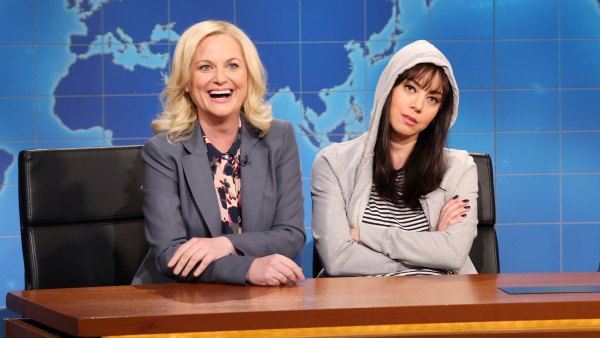 Amy Poehler Surprises Aubrey Plaza During 'SNL' Debut: Watch as They Reprise 'Parks & Rec' Roles