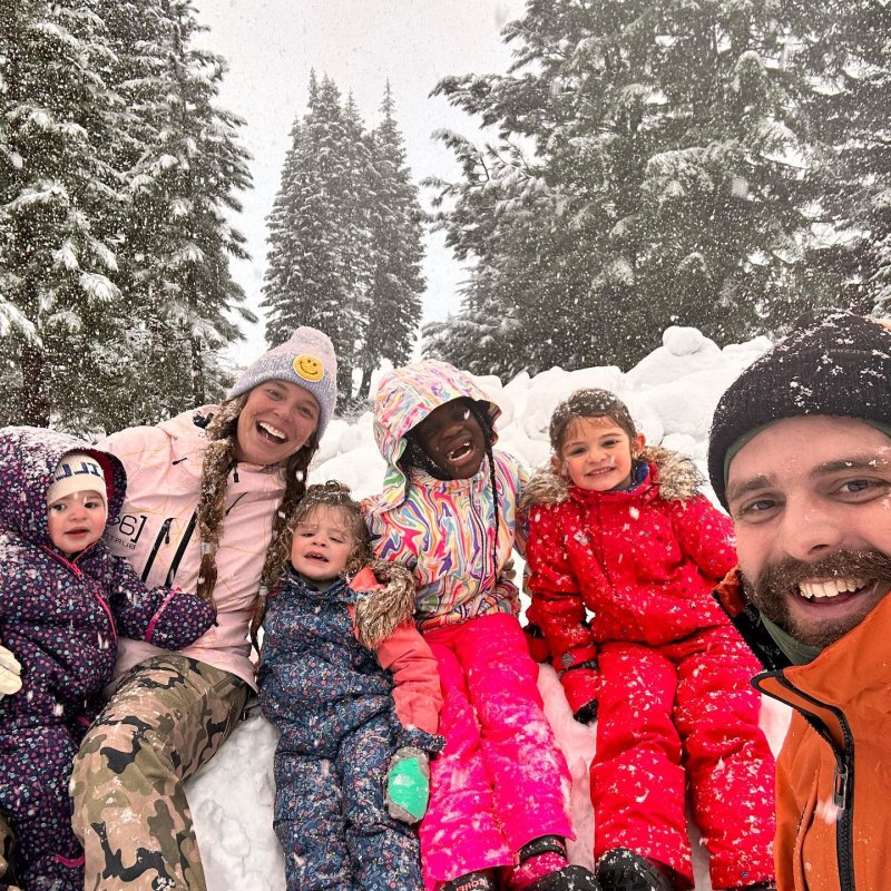 Snow Bunnies! See Thomas Rhett and Wife Lauren Akins’ Sweetest Family Pics