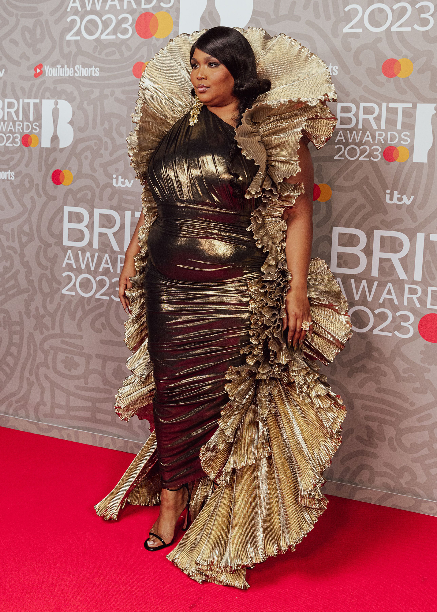 Brit Awards 2023 Carpet Style Photos: What the Stars