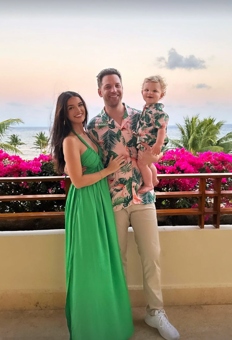 Bachelor in Paradise’s Raven Gates and Adam Gottschalk Return to Mexico for Babymoon- ‘Absolutely Stunning’ - 723