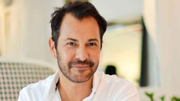 Celebrity Hairstylist Ricardo Rojas Teases New Role in ‘And Just Like That’ Season 2- ‘Life Imitates Art’ - 107