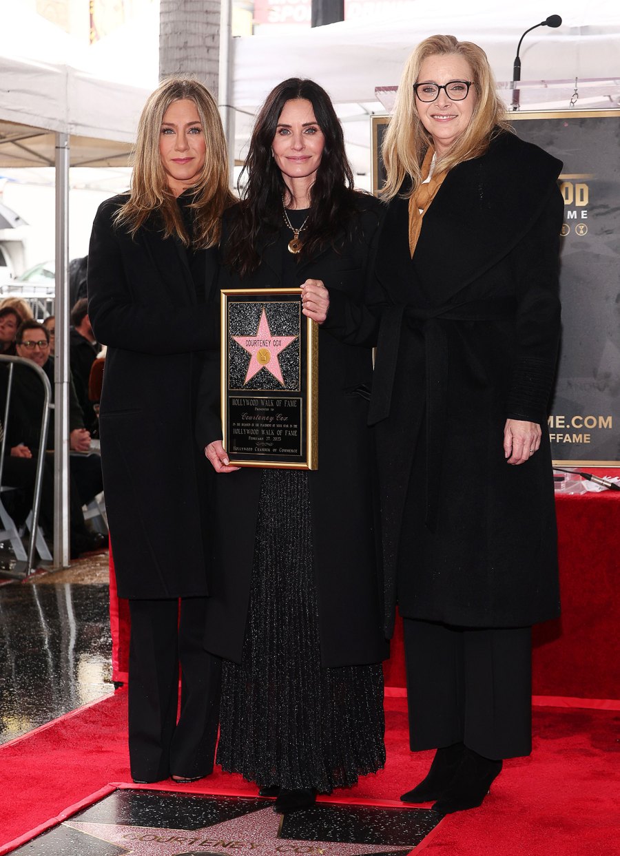 Courtney Cox Reunites With 'Friends' Stars Jennifer Aniston and Lisa Kudrow at Hollywood Walk of Fame Ceremony- Photos - 595