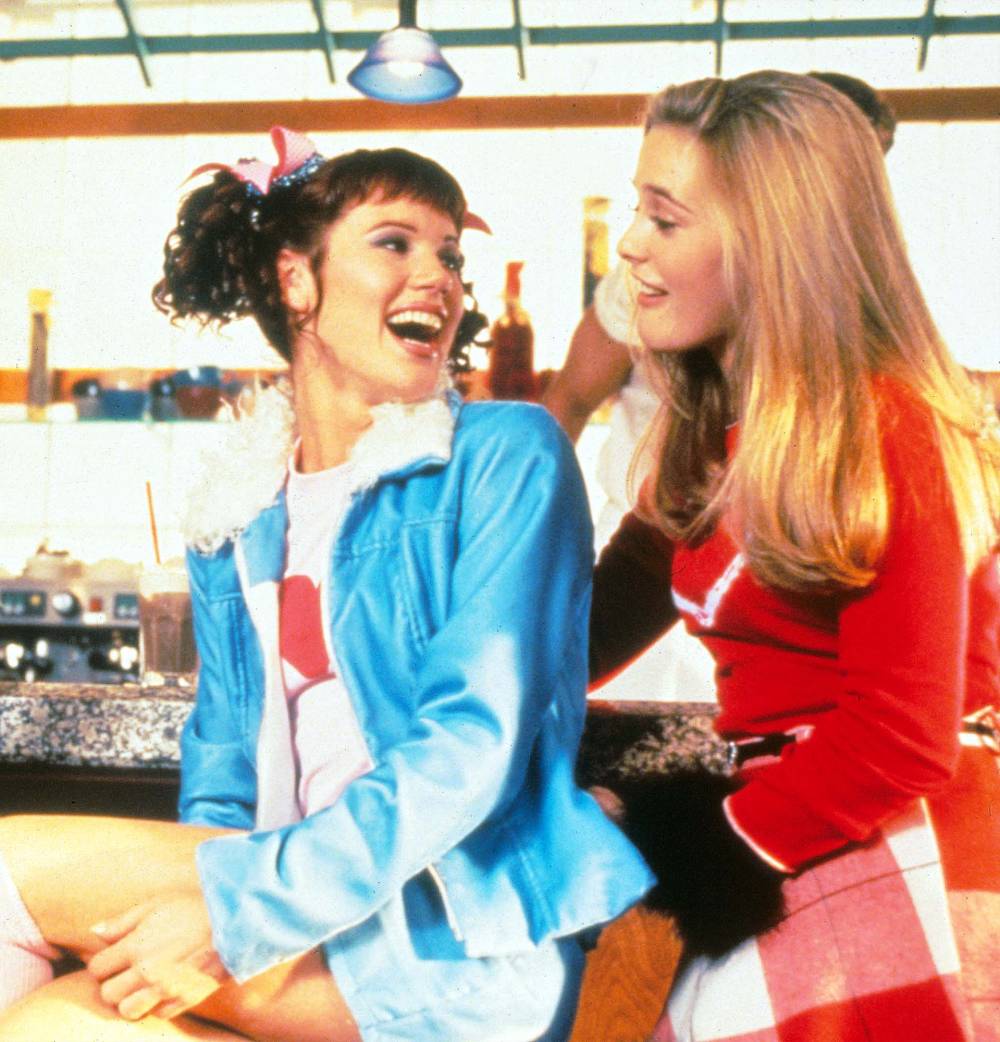 Elisa Donovan Thought She Was &lsquo;Hallucinating&rsquo; Filming &lsquo;Clueless&rsquo;-Themed Super Bowl Commercial With Alicia Silverstone -459