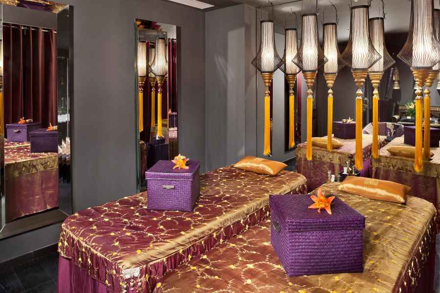 Experience Hotel Luxury in a Former Palace at Madrid’s Palacio de los Duques Gran Meliá
