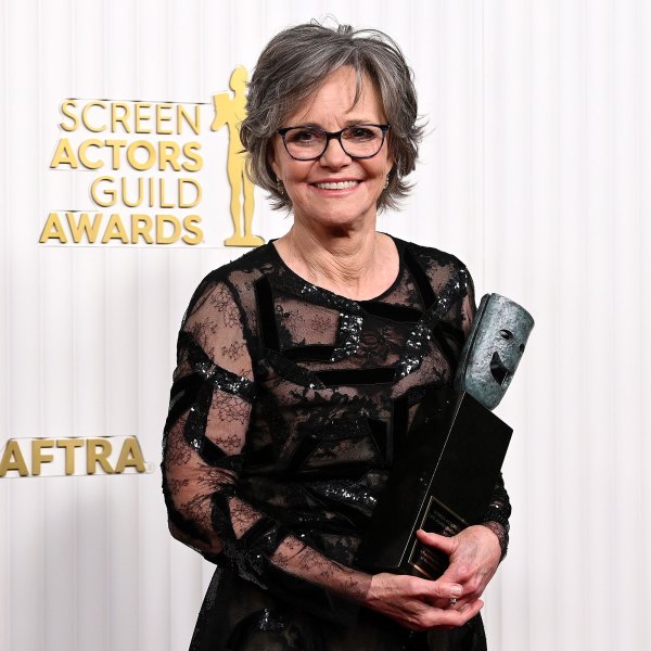 SAG Awards 2023 Sally Field Receives Lifetime Achievement Prize Us