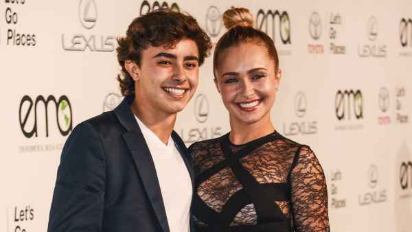 Hayden Panettiere Will Speak at Late Brother Jansen’s Memorial Service v neck t shirt