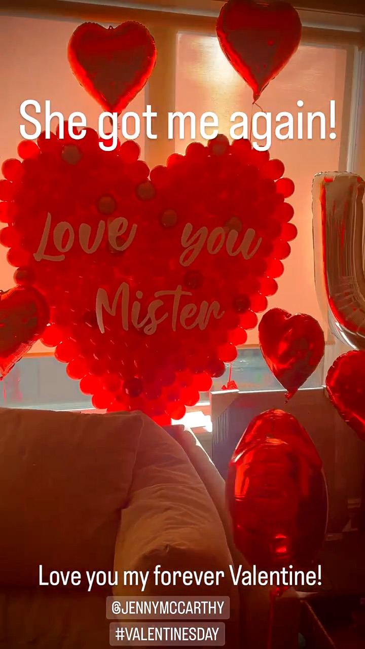 How Naomi Watts, Emily Ratajkowski, Hugh Jackman and More Stars Celebrated Valentine’s Day 2023 - 855
