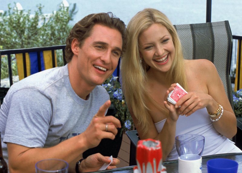 'How to Lose a Guy in 10 Days' Cast: Where Are They Now? Kate Hudson, Matthew McConaughey and More playing cards