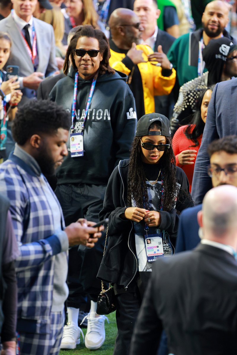 Jay-Z, Damar Hamlin, Sheryl Lee Ralph and More Celebrities Attend Super Bowl 2023- Photos - 700