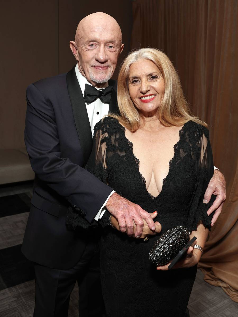 Jonathan Banks and Gennera Banks Stars Who Got Cozy at the SAG Awards Over the Years Sag Awards 2023