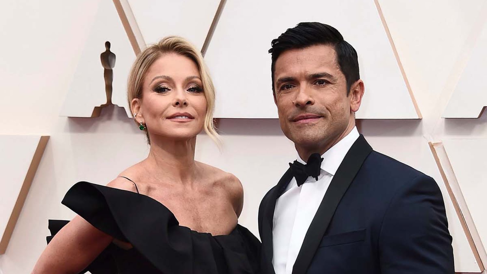 'What Could Go Wrong?' Kelly Ripa and Mark Consuelos Talk Cohosting 'Live'