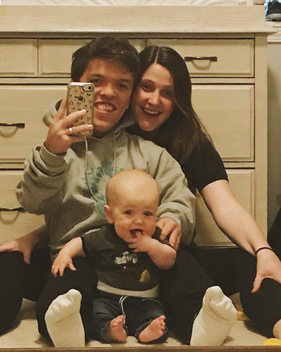 Little People, Big World Stars Zach and Tori Roloff’s Relationship Timeline - 017