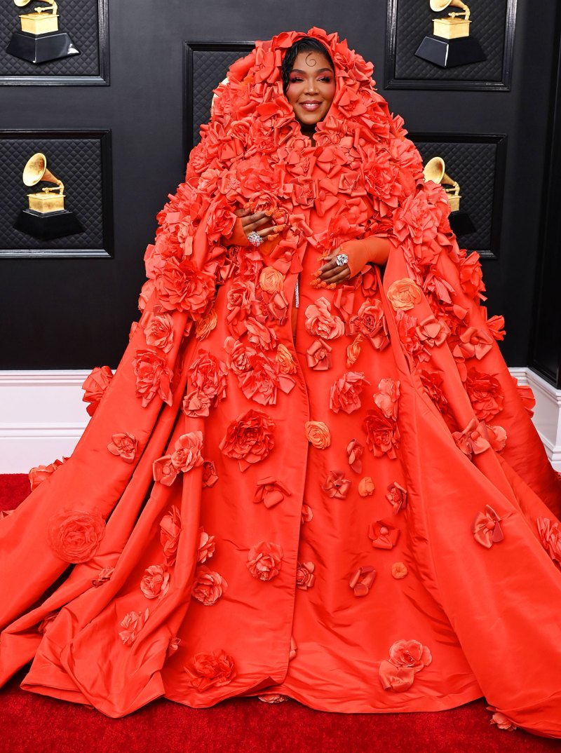 Lizzo Red Carpet Arrive Arrival Grammys 2023