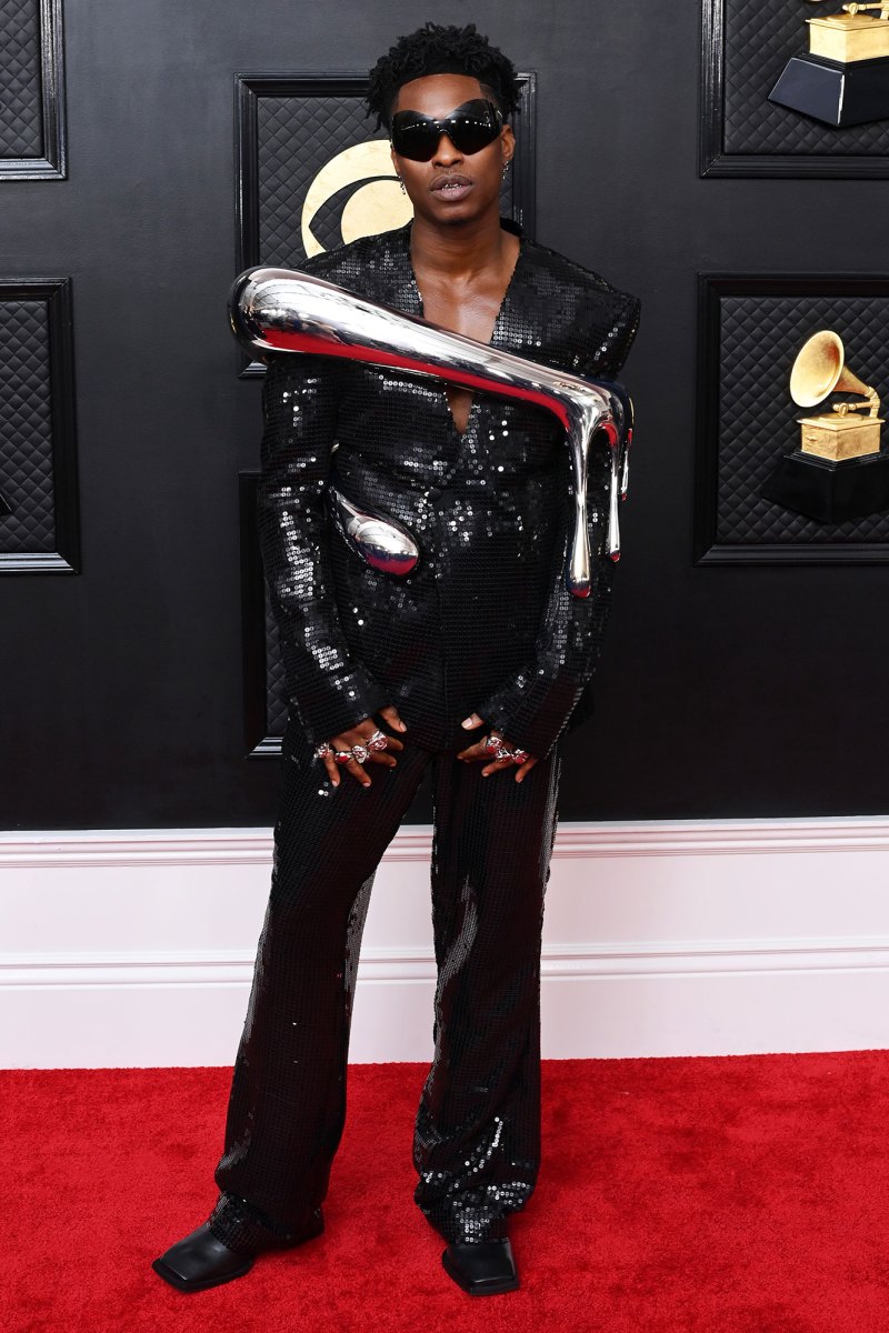 Lucky Daye Red Carpet Arrive Arrival Grammys 2023