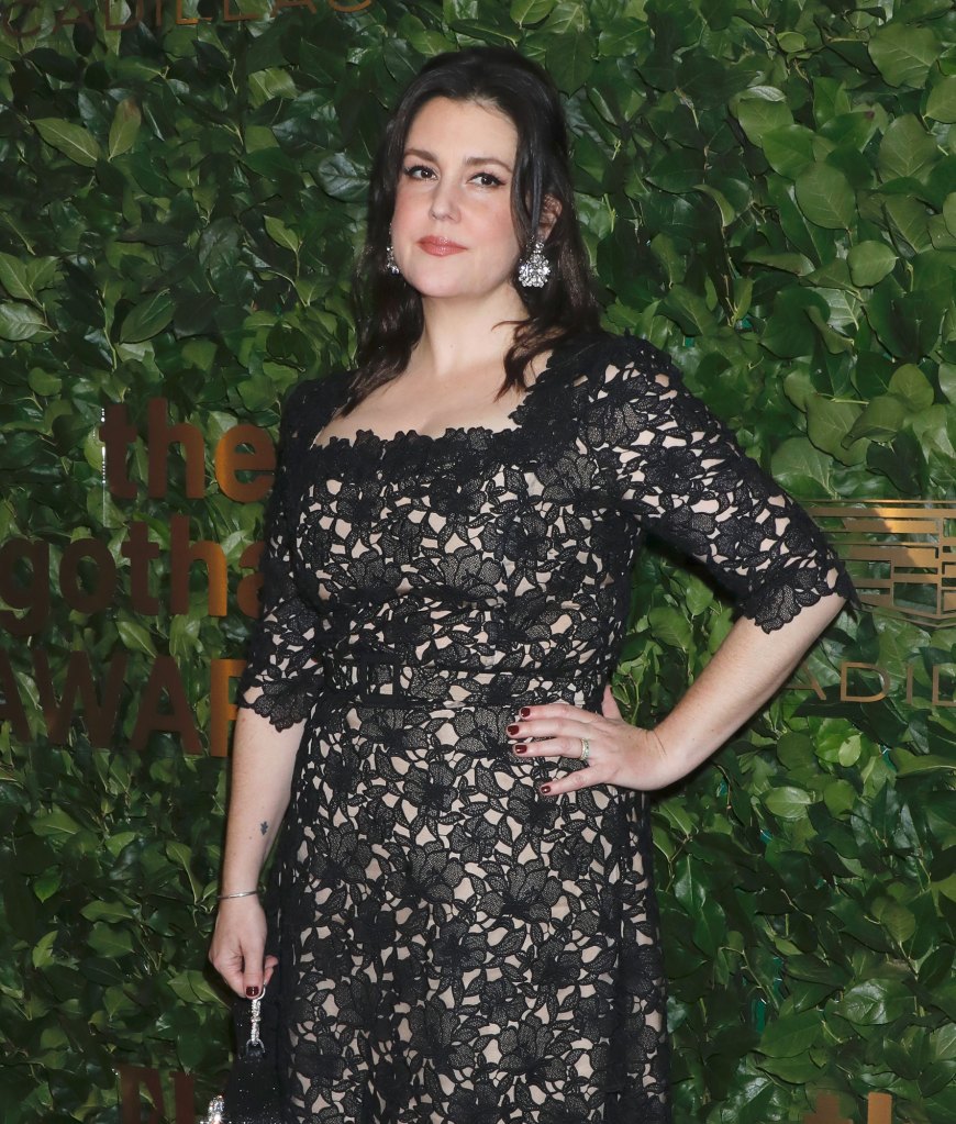 Melanie Lynskey Claps Back at Adrianne Curry's Criticism of Her 'Last of Us' Body black dress
