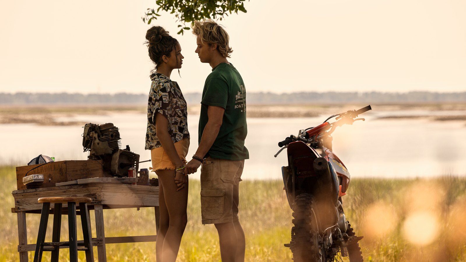 Obx Rafe Best Friend Outer Banks EPs Plan to 'Explore' Rafe, Kiara Dynamic After JJ Death ...