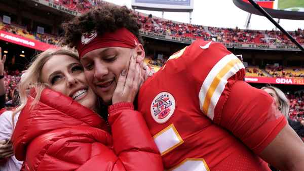 Patrick Mahomes Praises Wife Brittany Matthews and 2 Kids for 'Keeping Me Balanced' in NFL Honors Tribute red puffer jacket