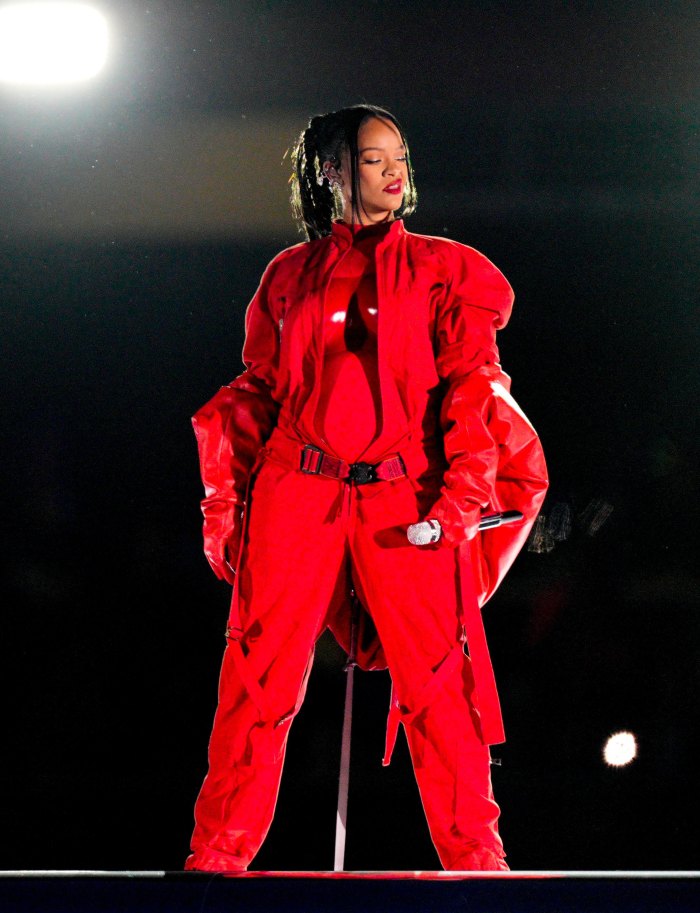 Pregnant Rihanna Is ‘Relieved’ After Announcing 2nd Pregnancy at Super Bowl LVII Halftime Show - 896