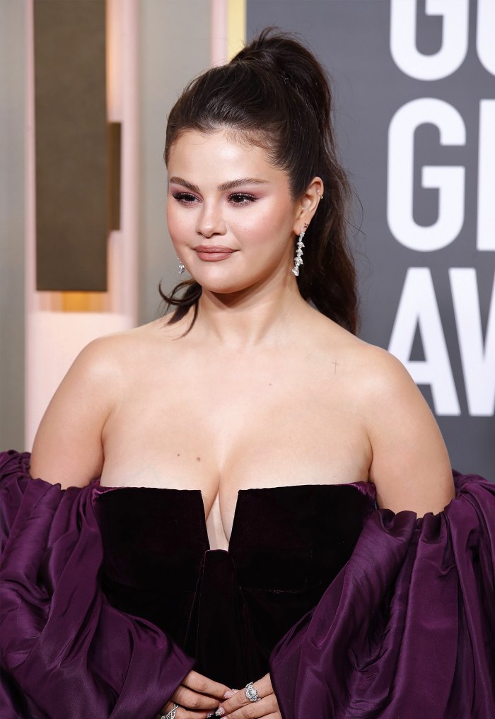 Selena Gomez Is 'Taking a Second' Away From Social Media After Kylie Jenner, Hailey Bieber Feud Rumors - 366