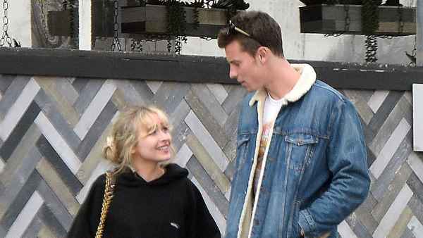 Shawn Mendes and Sabrina Carpenter