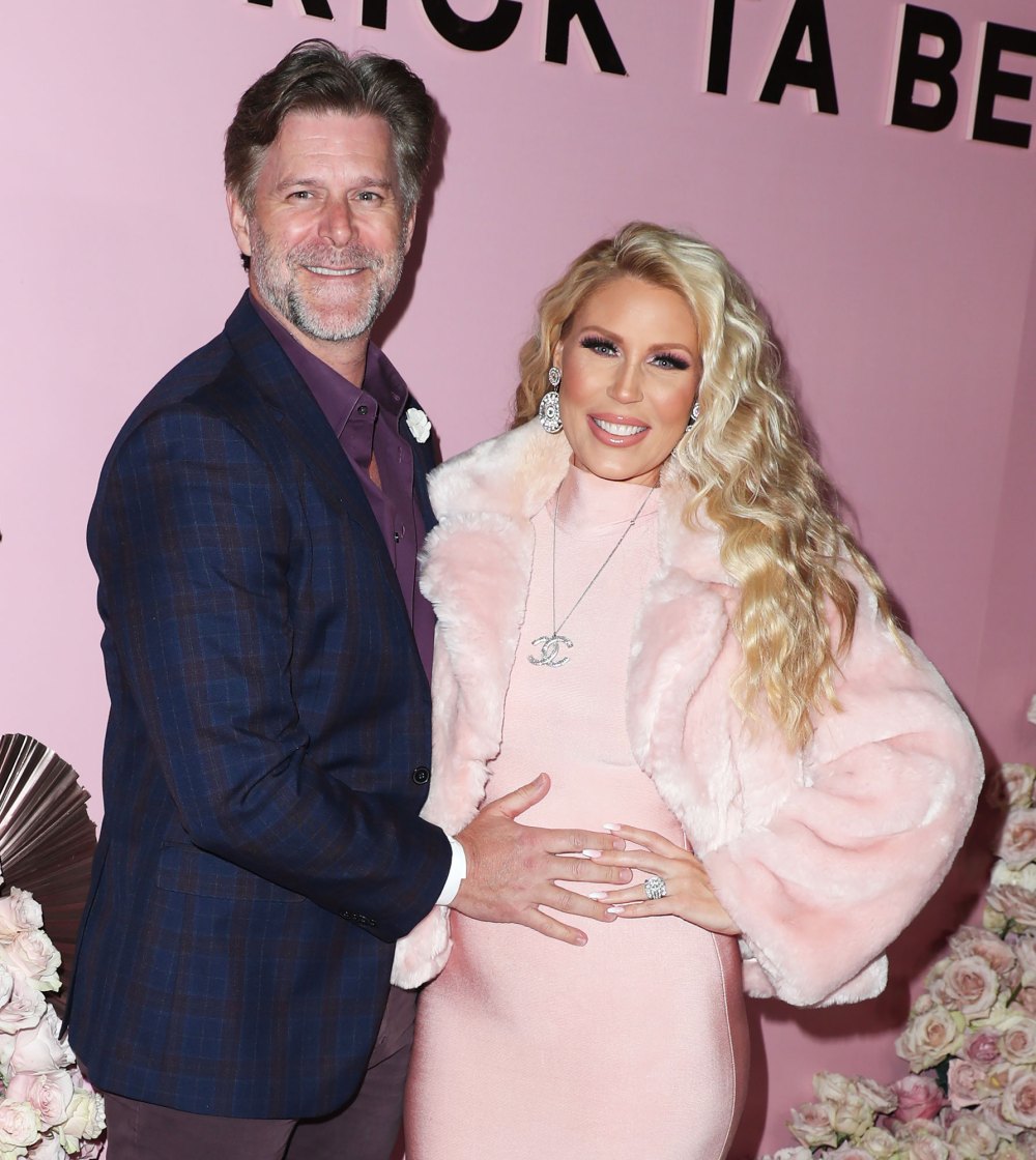 Slade Smiley's Ex Slams Gretchen and Slade, Says Their Relationship With Son Was 'Virtually Nonexistent' pink outfit