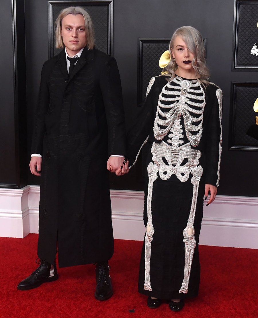 Stars Bring Family Members to Grammys phoebe bridgers