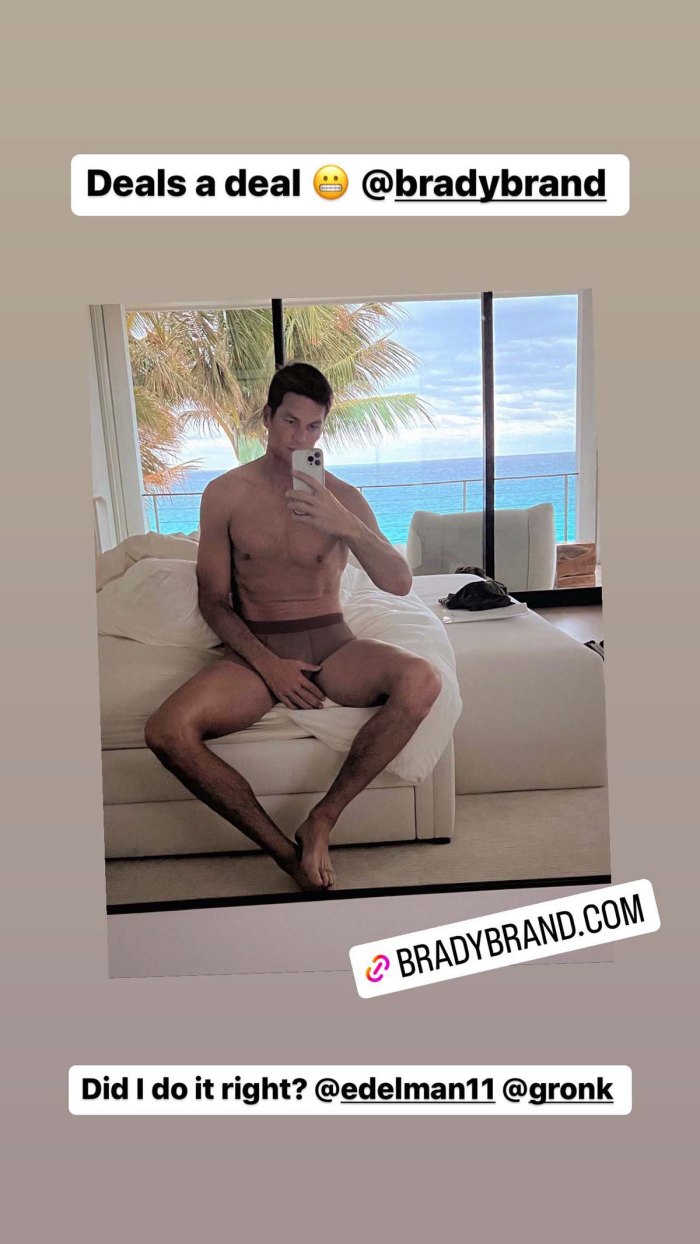 Tom Brady Shows Off His Abs While Wearing Boxer Briefs in Shirtless Selfie