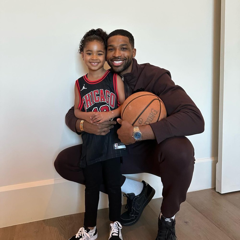 Tristan Thompson and Khloe Kardashian's Daughter True Wears Her Dad's Chicago Bulls Jersey to School: Photo