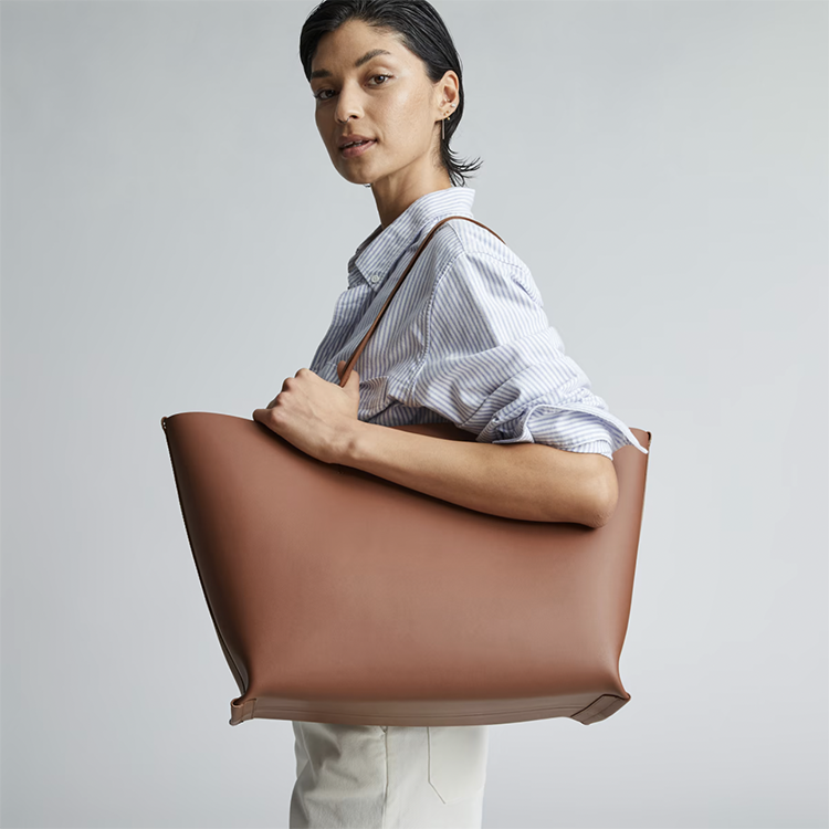 The Everlane Day Market Tote - Later Ever After, BlogLater Ever After – A  Chicago Based Life, Style and Fashion Blog
