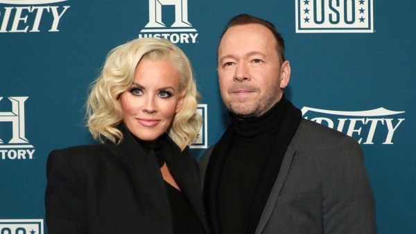 Jenny McCarthy and Donnie Wahlberg’s Relationship Timeline