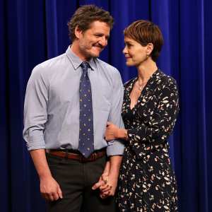 Pedro Pascal and Sarah Paulson Unite for TikTok-Inspired ‘Saturday Night Live’ Skit About Fan Ships