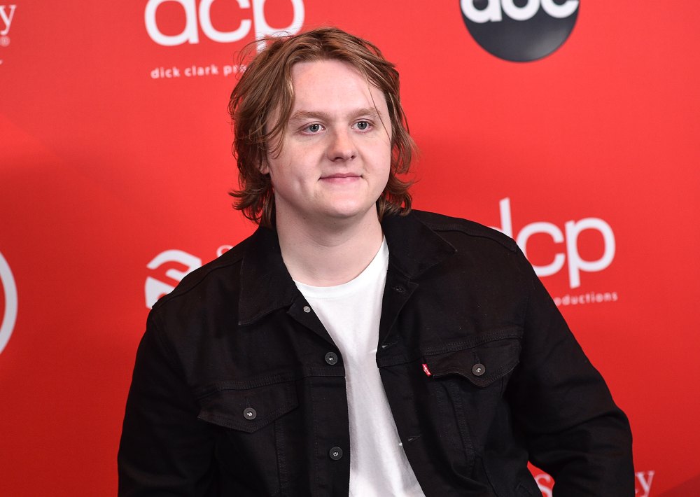 Lewis Capaldi and More Stars Who Were in the Bathroom When They Won Awards