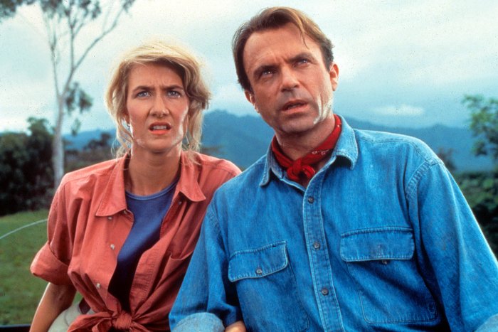Sam Neill, ex-Jurassic Park, revelou que está sendo tratado para câncer de sangue em estágio 3 - 884 Laura Dern, Sam Neill