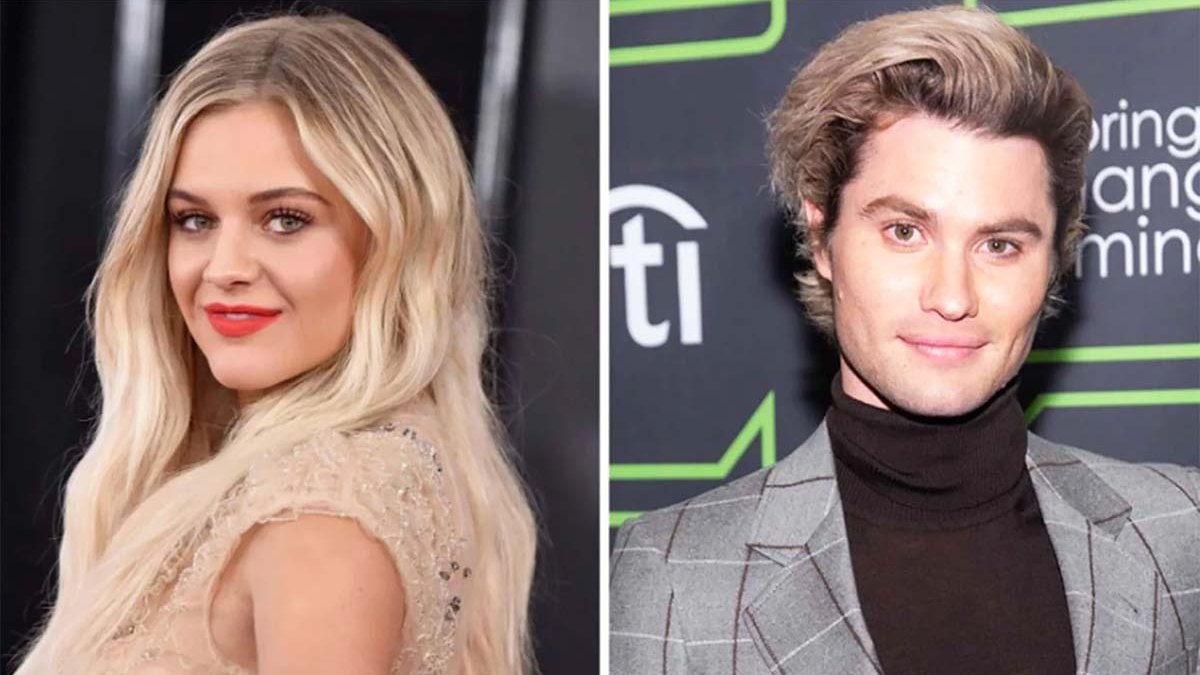Kelsea Ballerini, BF Chase Stokes Hold Hands in NYC