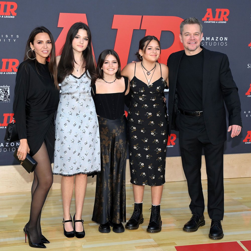 Matt Damon Poses With 3 Daughters At Air Premiere Photos Us Weekly Matt Damon Poses With 3 Daughters At Air Premiere Photos Us Weekly