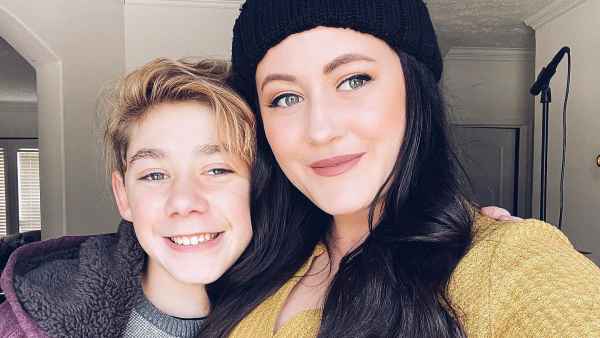 Former Teen Mom 2 Star Jenelle Evans Cries While Signing Paperwork to Regain Custody of Son Jace