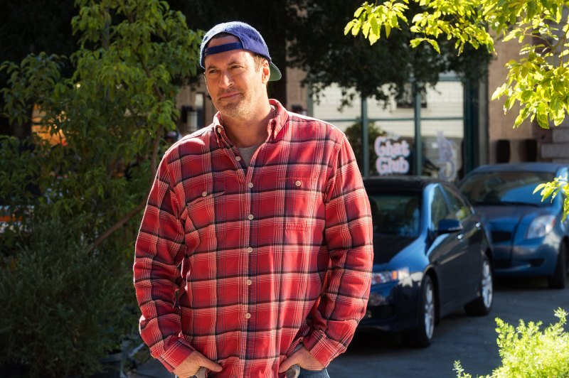 'Gilmore Girls' Costume Supervisor Claims to Reveal Father of Rory's Baby- Quotes From Alexis Bledel and More Cast Members - 000 Scott Patterson