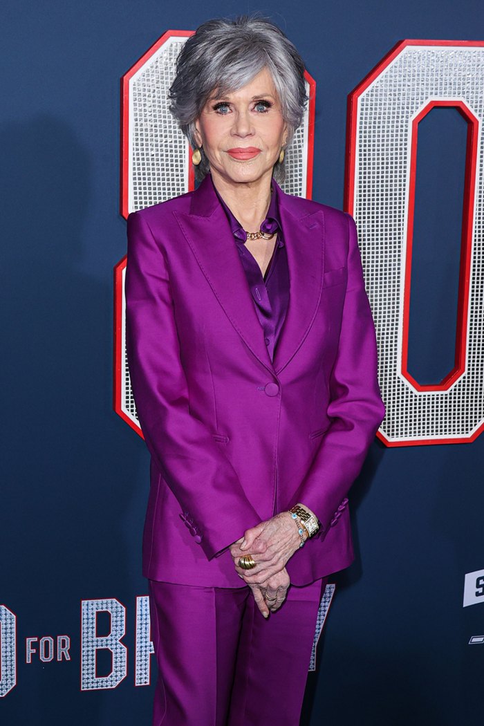 Jane Fonda Says Jennifer Lopez 'Never Apologized' After Cutting Her Face When Slapping Her in 'Monster-in-Law' Scene - 133