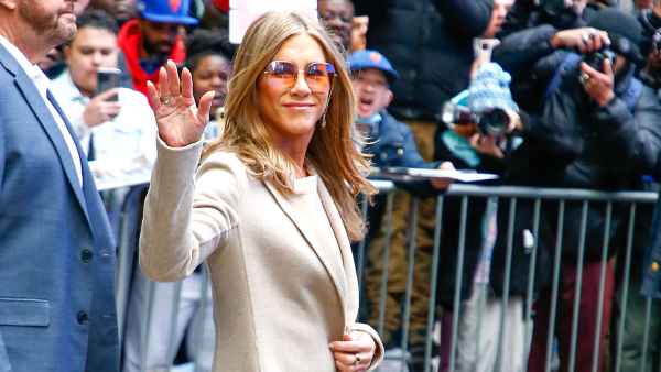 Jennifer Aniston Hot Pics