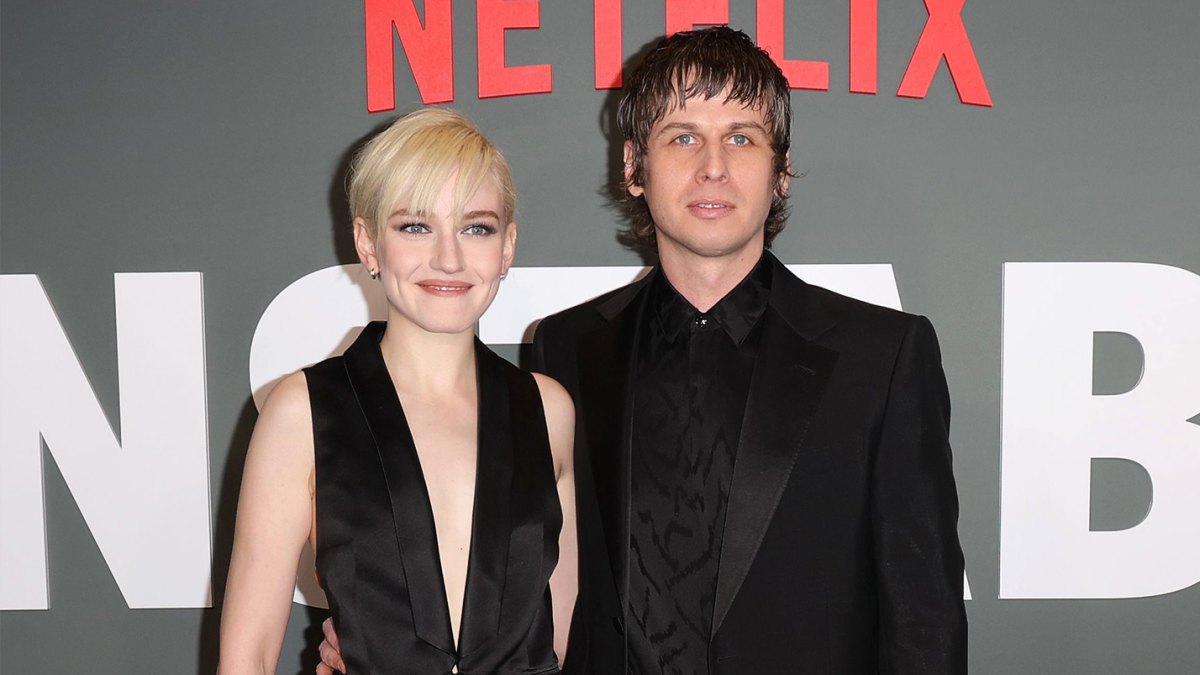 Julia Garner and Mark Foster’s Relationship Timeline - 137 'Unstable' TV Series premiere, Los Angeles, California, USA - 23 Mar 2023