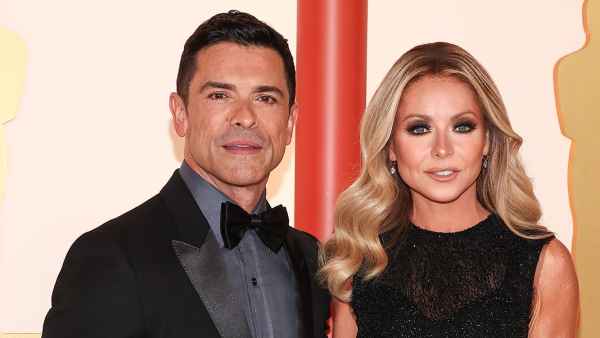 Kelly Ripa Confesses She and Mark Consuelos Had ‘Ludicrous’ FaceTime Sex Dates