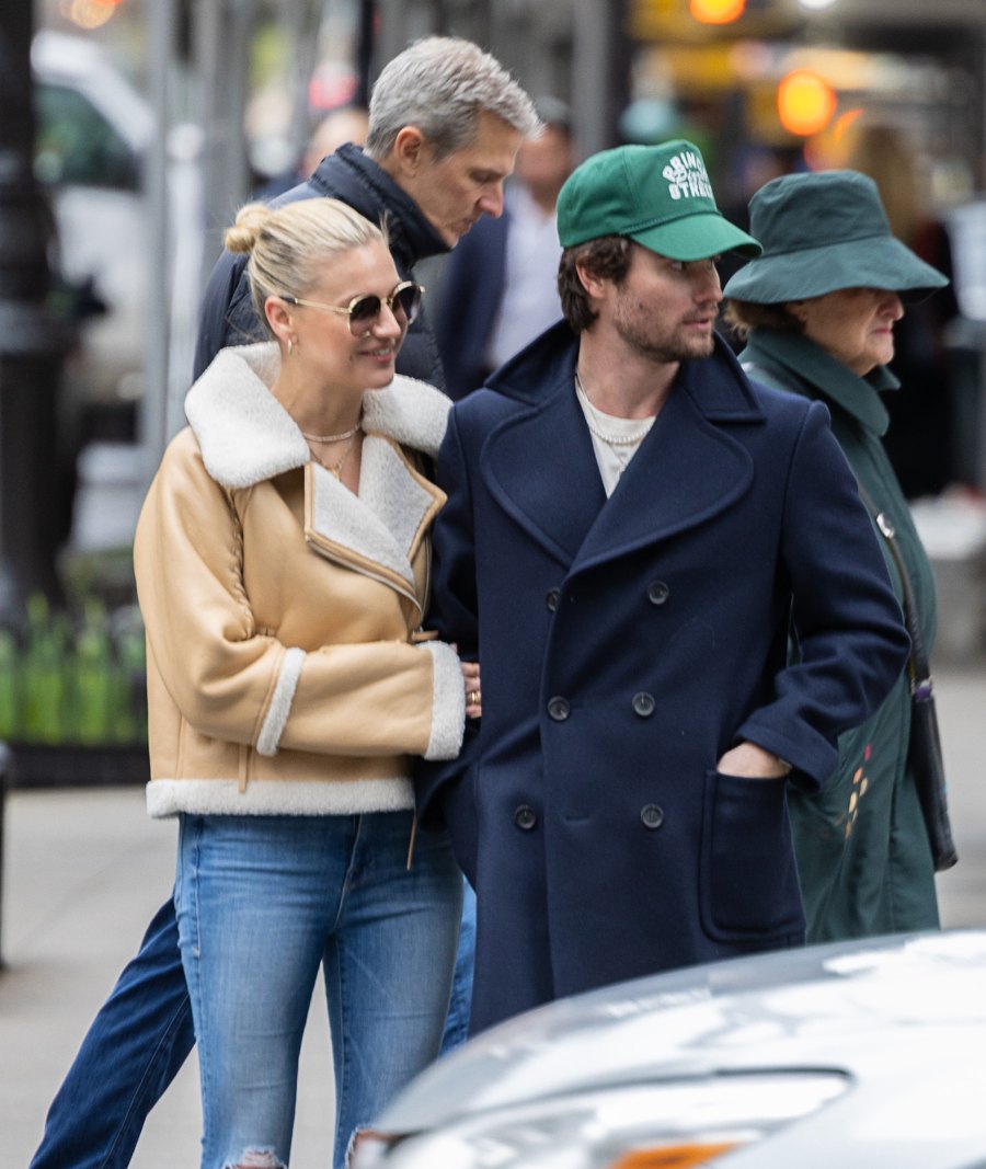 Kelsea Ballerini Packs on PDA With Chase Stokes In NYC Before Her 'SNL' Debut: Photos