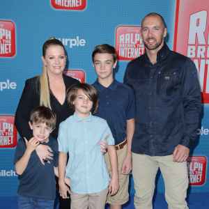 Melissa Joan Hart and Husband Mark Wilkerson’s Relationship Timeline- From their Kentucky Derby Meet-Cute to Raising a Family of 5 - 385
