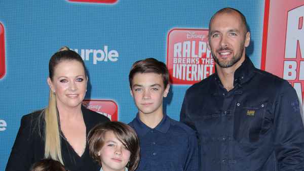 Melissa Joan Hart and Husband Mark Wilkerson’s Relationship Timeline- From their Kentucky Derby Meet-Cute to Raising a Family of 5 - 385