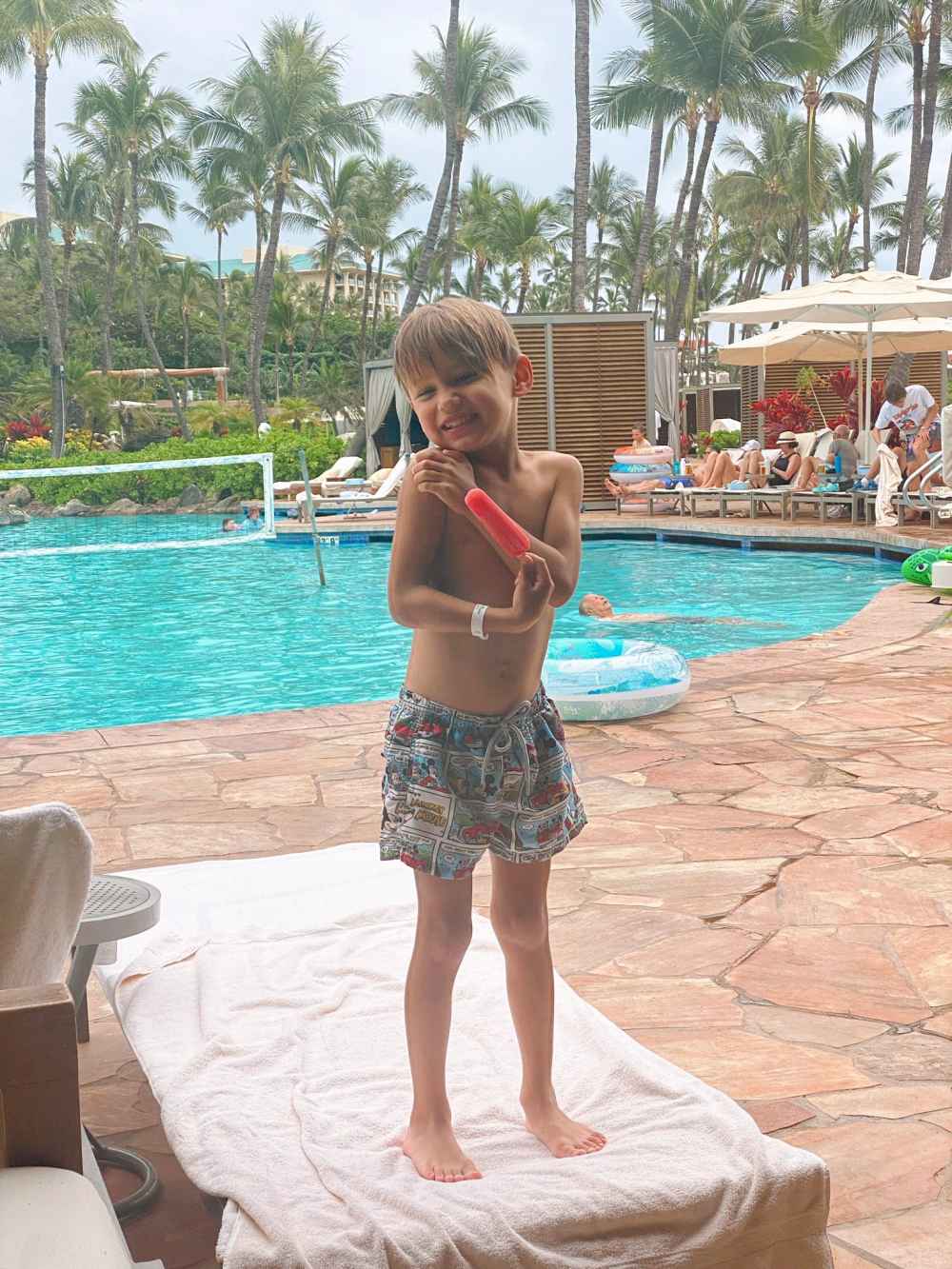 Nick Lachey Is on &lsquo;Daddy Duty&rsquo; in Hawaii Amid Legal Drama