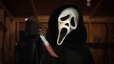 Stars Who Were Revealed as Ghostface in Scream Movies